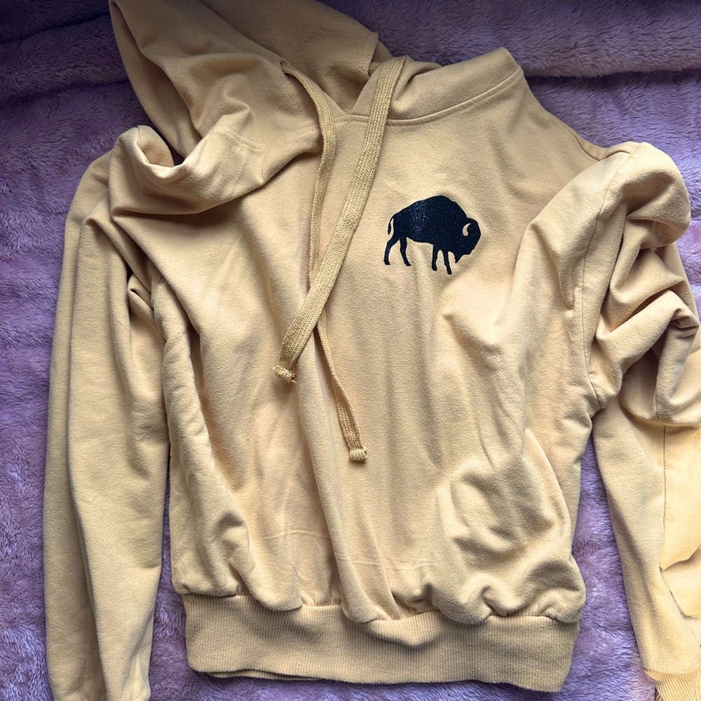 Yellow Buffalo Bills Crop